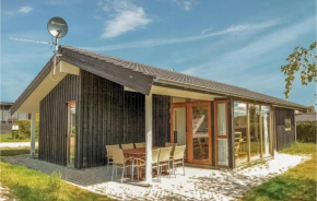 Gorgeous Home In Rønde With House Sea View, Rønde